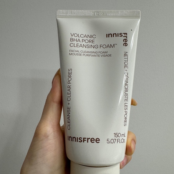 Volcanic BHA PORE cleaning foam  150ml
New with seal
Exp: 07/2027 - Picture 1 of 2